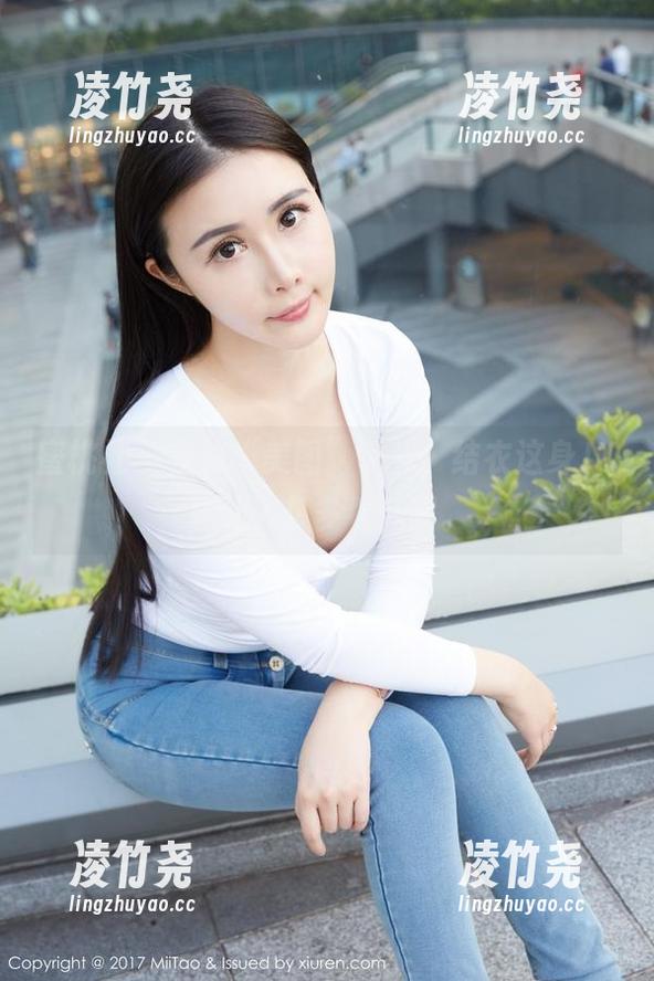 蜜桃社 - 在线“美图”季节，结衣这身JK真让人想多看几眼。