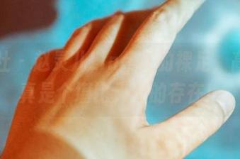 蜜桃社 – 赵灵儿Linger的裸足，高清下真是个堪比天使的存在！