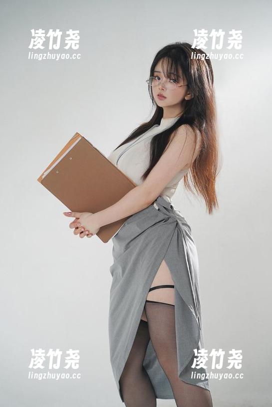 学妹的在线世界,阿寨寨ninja的原图,细节满满,真想一直看下去。 学妹的在线世界,阿寨寨ninja的原图,细节满满,真想一直看下去。