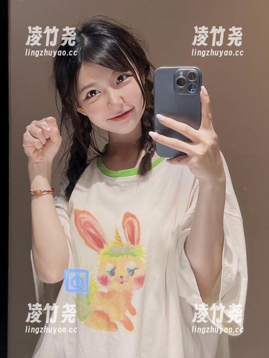微密圈 - 陈妮妮UNI的夏天福利，真有点让人移不开眼啊原图直接放送！