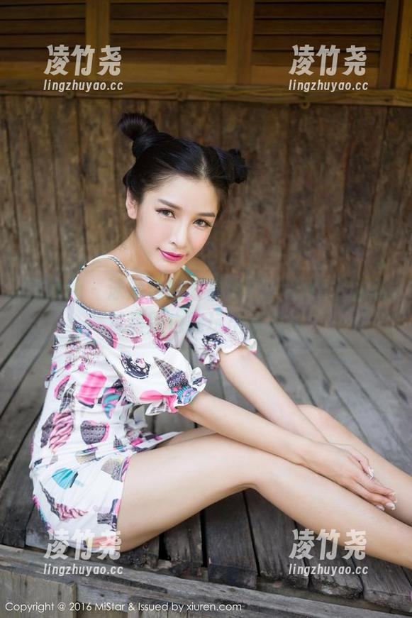 魅妍社 - 泳池边的陈嘉嘉Tiffany，没想过美图也能玩出水花？