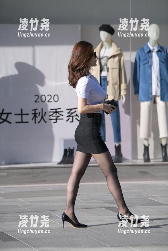 魔镜街拍 - 就说楼楼的白色连衣裙，原图惊艳！精选更是加分。