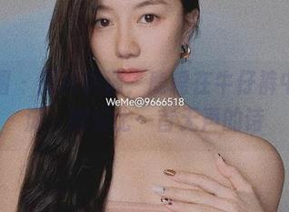 微密圈 – 图片精选，鹿瑶在牛仔裤中的漫游，就好比一首无声的诗